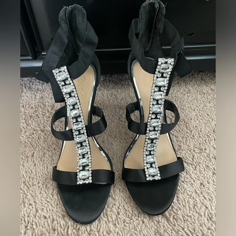 Badgley Mischka Jewel shoes - Picture 1 of 4